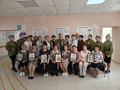 Ершовцы старшего поколения пели песни Победы