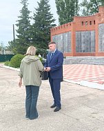 Память и честь: в Ершове отметили День ветеранов боевых действий