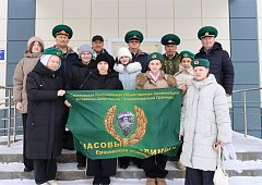 Юные журналисты «IT-КУБ.Ершов» побывали в гостях у «Часовых Родины»