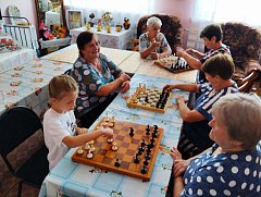 В с. Краснянка Ершовского района прошел шахматный турнир, посвященный Международному дню шахмат