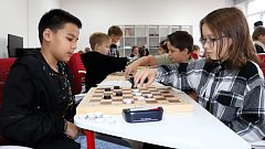В ершовском IT-КУБе прошел отборочный этап шашечного турнира