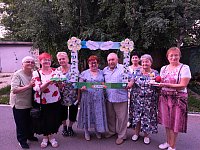 В Ершове состоялась праздничная встреча соседей и волонтеров