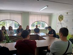 Полицейские провели профилактическую беседу с обучающимися Ершовского агролицея