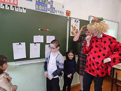 Старшеклассники Ершовской школы пропагандируют здоровое питание