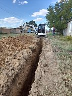 В рамках региональной программы в ершовском селе начались работы по ремонту водопроводных сетей