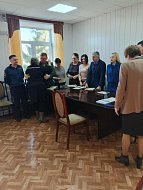 Глава Ершовского района Светлана Зубрицкая провела личный прием для членов семей участников СВО