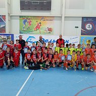 Ершовский «Авангард» одержал уверенную победу на открытом турнире по футзалу