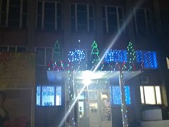 Ершов продолжает преображаться к праздникам