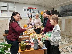 Ершовские железнодорожники провели благотворительную ярмарку