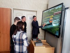 Ершовские Первые побывали с экскурсией в Приволжском учебном центре профессиональных квалификаций