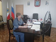 В прямом эфире глава Ершовского района Светлана Зубрицкая ответила на вопросы ершовцев