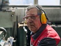 Точность, опыт и любовь к делу: история профессии от токаря Юрия Лагутина