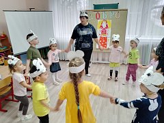 Для дошколят в селе Ершовского района организовали «День доброты»