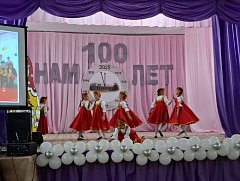 Москва, Петербург, Саратов, Тюмень, Ершов: на столетие родной школы съехались выпускники со всей страны