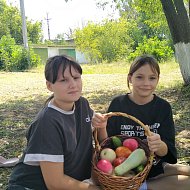 Ершовцы двух поколений объединились на утренней зарядке и эко-пикнике