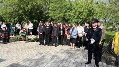 День Победы в Ершове начался с митинга у Братской могилы