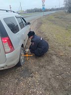 Ершовские сотрудники Госавтоинспекции вновь подтвердили, что безопасность на дороге – это не только контроль, но и готовность прийти на помощь