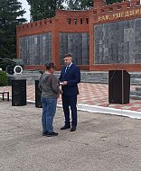 Память и честь: в Ершове отметили День ветеранов боевых действий