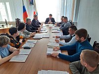 Глава района принял участие в заседании Совета МО г. Ершов