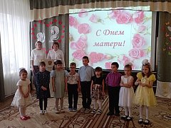 В Ершовском реабилитационном центре «говорили мамам нежные слова»