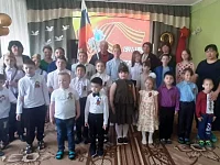 Коллектив Ершовского реабилитационного центра праздничным концертом встречает День Победы