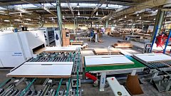 В Саратовской области запустили производственную линию, которая изготавливает одну межкомнатную дверь в минуту