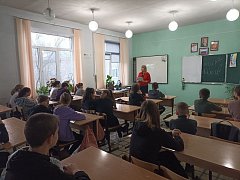 Ершовские школьники поговорили о символах государственности