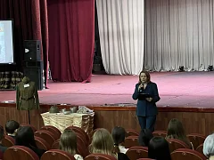 Ершовская молодежь чтит подвиг советского народа