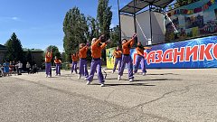 На центральной площади прошел праздник для самых маленьких жителей Ершова