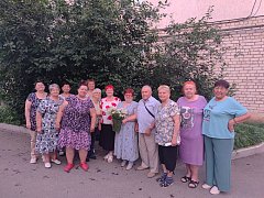 В Ершове состоялась праздничная встреча соседей и волонтеров