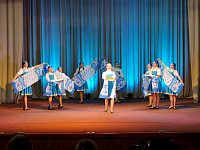 На сцене РДК г. Ершова прошло выступление ансамбля "Аленушка" на подтверждение звания "Народный коллектив"