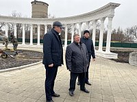Николай Панков положительно оценил обновление ершовского городского парка