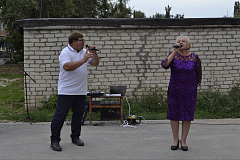 Концертная программа «Поем тебе, мой город» подарила жителям Ершова праздник