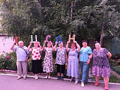 В Ершове состоялась праздничная встреча соседей и волонтеров