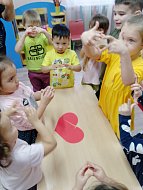 Для дошколят в селе Ершовского района организовали «День доброты»