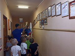 Ершовские сотрудники МЧС провели для воспитанников детского сада урок безопасности