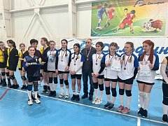 В Ершове прошел волейбольный турнир памяти ветерана спорта Погодина В.А.