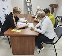 Для ершовцев старшего поколения провели групповое занятие «Нейропластика»