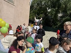 Для маленьких ершовцев в парке Пушкина подготовили увлекательное путешествие в мир игр и приключений