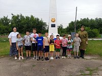 Жители Ершовского района несут «Вахту Памяти»