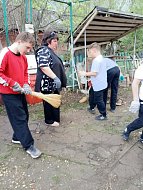 В Ершове в помощь труженикам тыла специалисты КЦСОН провели акцию «Рука помощи»