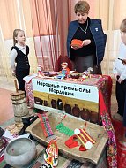 Ершовские третьеклассники совершили путешествие в мир традиций родного края