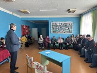 Глава Ершовского района Константин Мызников встретился с жителями с. Осинов-Гай