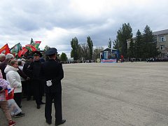 В День Победы в Ершове сотрудники полиции обеспечили правопорядок