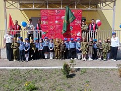 В Ершове в детском саду «Машенька» прошел парад дошколят в честь Дня Победы