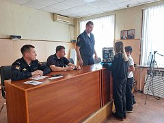 Отряд «Юный друг полиции» школы № 2 города Ершова побывал в отделе полиции