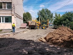 Ремонт ершовской дворовой территории -  в активной  фазе