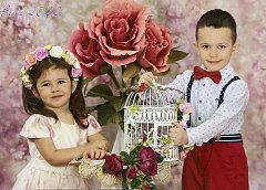 Брат и сестра Смирновы принимают участие в «Марафоне счастья», объявленном ершовской газетой