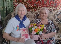 Ветеран труда Любовь Ивановна Камышанская из Ершова отметила 90-летний юбилей