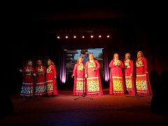 В РДК г.Ершова прошел праздник мудрости и хорошего настроения